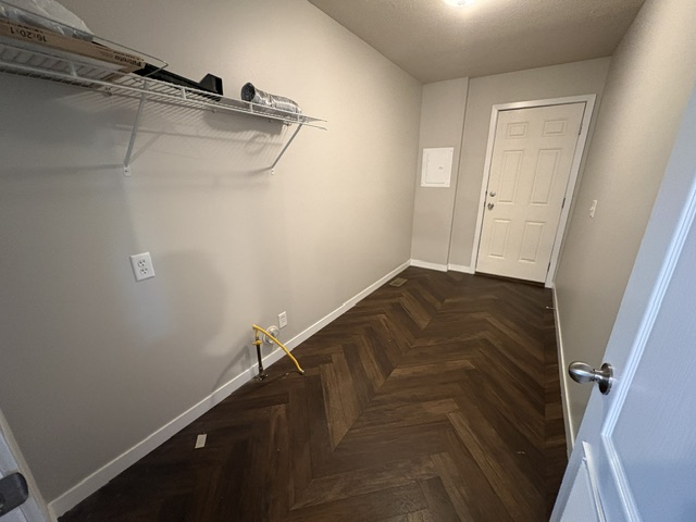 Gallery for 33103 As﻿pen Court, 0111 at Meadow Creek: Image 8 of 8